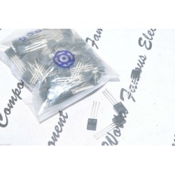 1顆 x HITACHI 2SC1335 (C1335) 電晶體